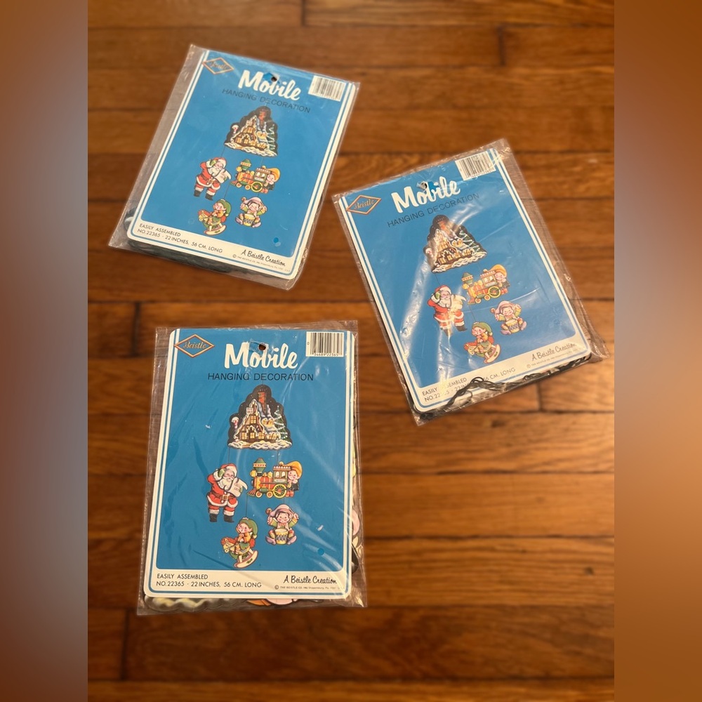 Beistle Mobile Hanging Decoration (3 ct) Vintage 1982 Christmas Decorations